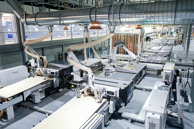 Diffusion en direct de la fabrication intelligente GoldenHome CNC