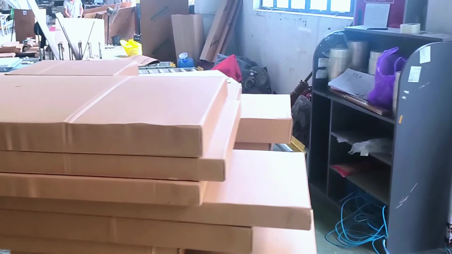 La ligne d’emballage automatique intelligente a été appliquée à diverses industries.