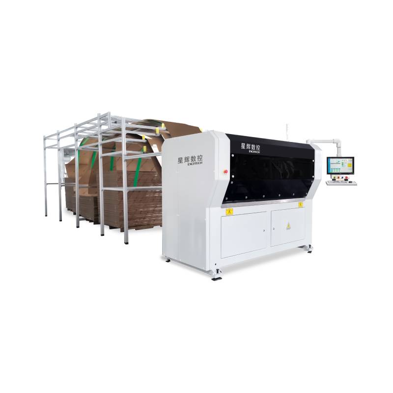 Machine de découpe et d'emballage de cartons EC2300